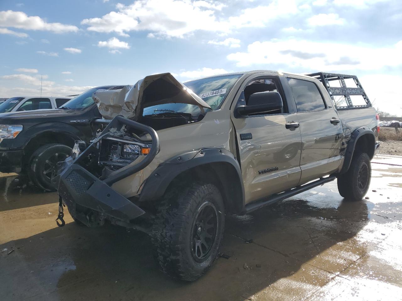 2019 TOYOTA TUNDRA CREWMAX SR5