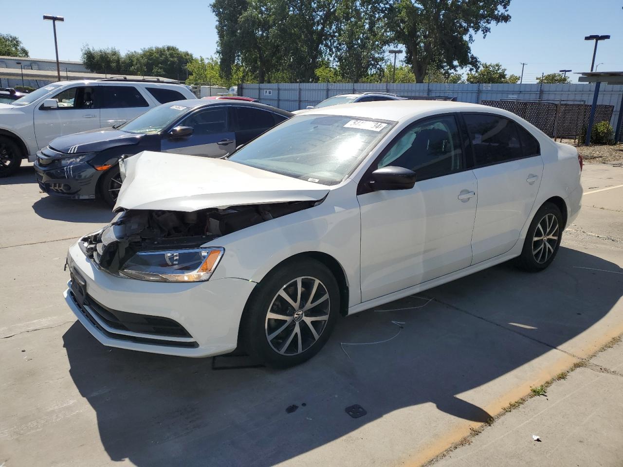 2016 VOLKSWAGEN JETTA SE