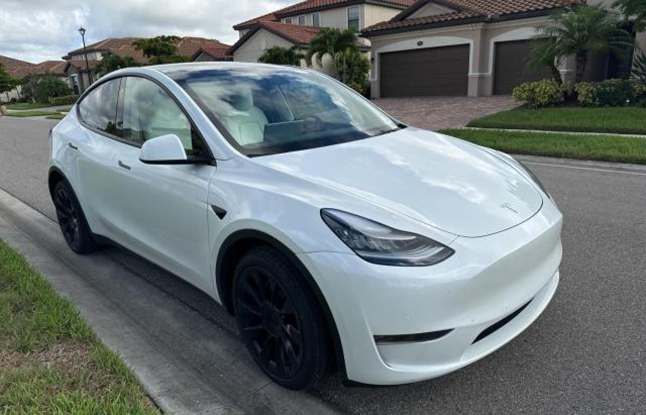 2022 TESLA MODEL Y