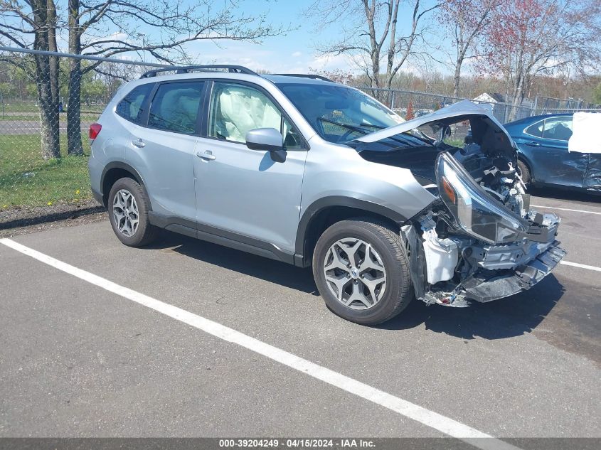 2023 SUBARU FORESTER PREMIUM