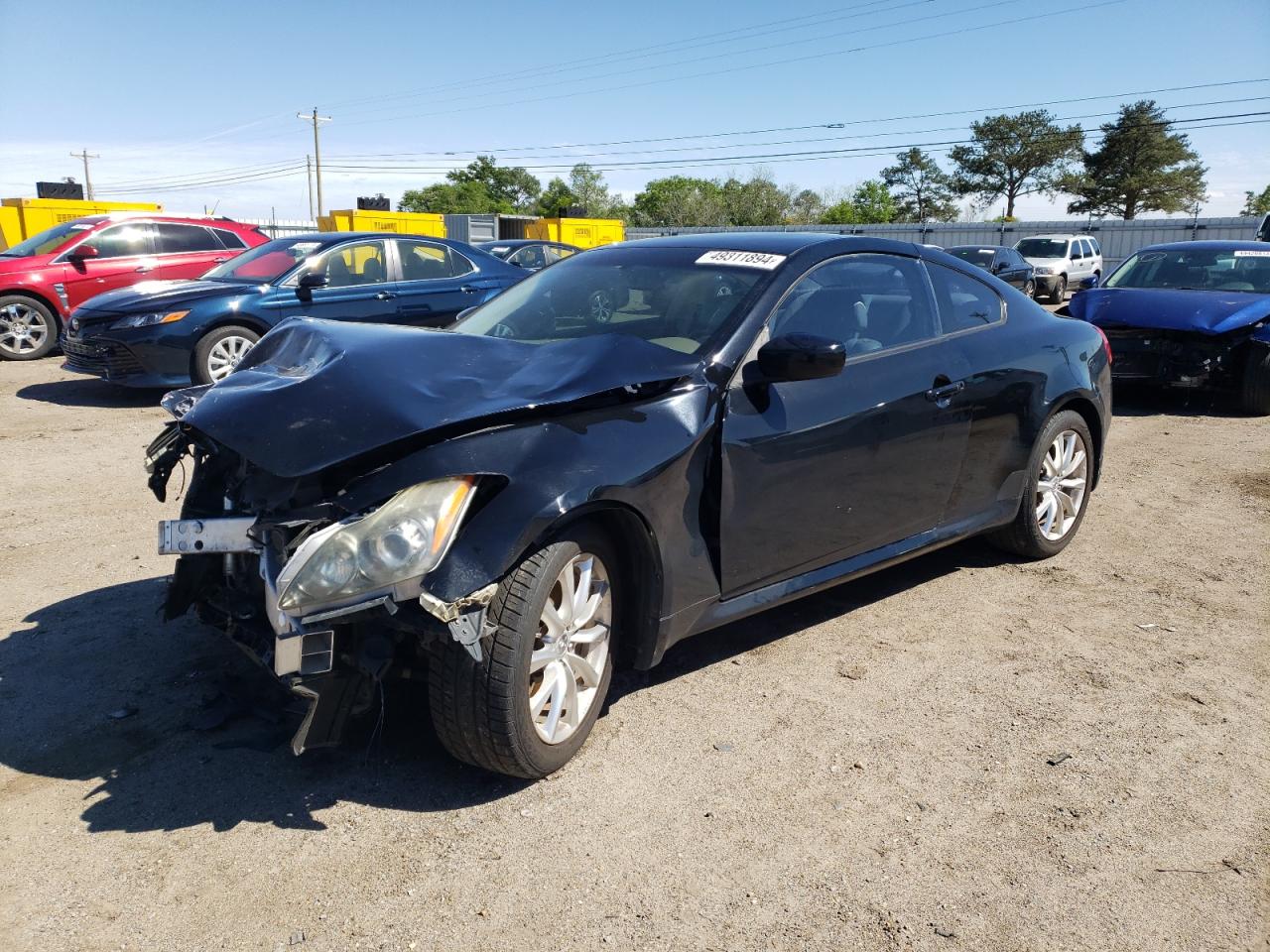 2011 INFINITI G37