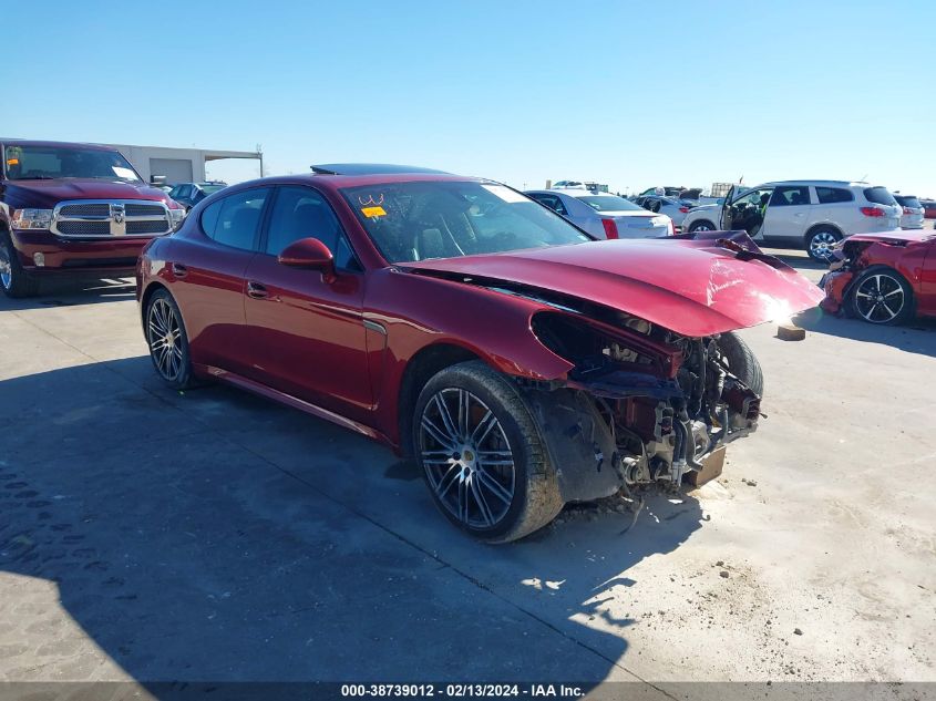 2016 PORSCHE PANAMERA 4