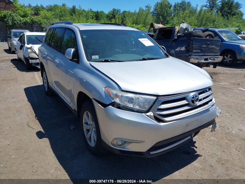 2013 TOYOTA HIGHLANDER SE V6