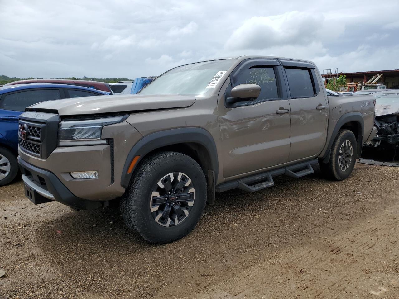 2022 NISSAN FRONTIER S