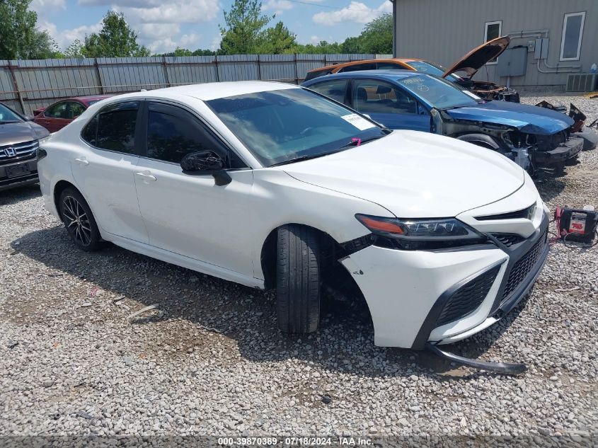 2021 TOYOTA CAMRY SE