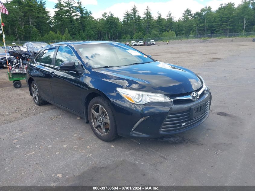 2016 TOYOTA CAMRY XLE