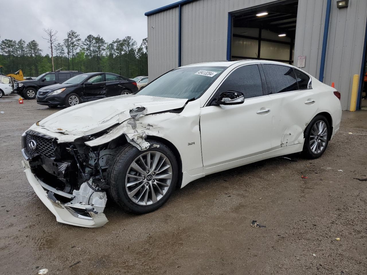 2019 INFINITI Q50 LUXE