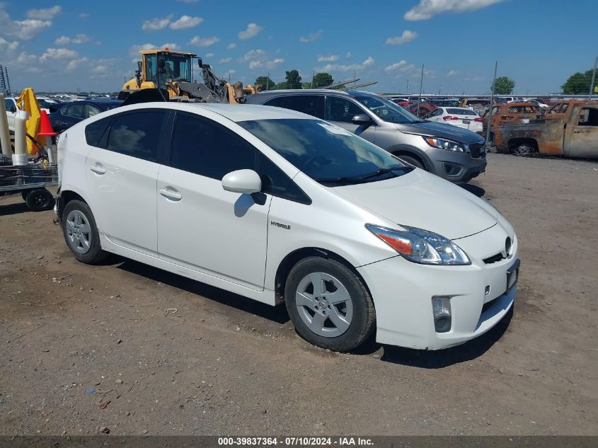 2011 TOYOTA PRIUS THREE