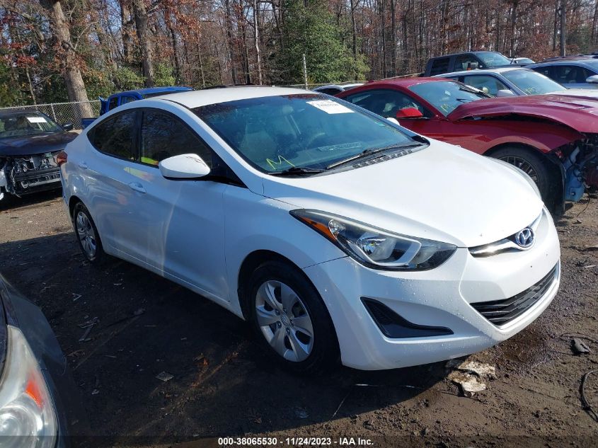 2016 HYUNDAI ELANTRA SE