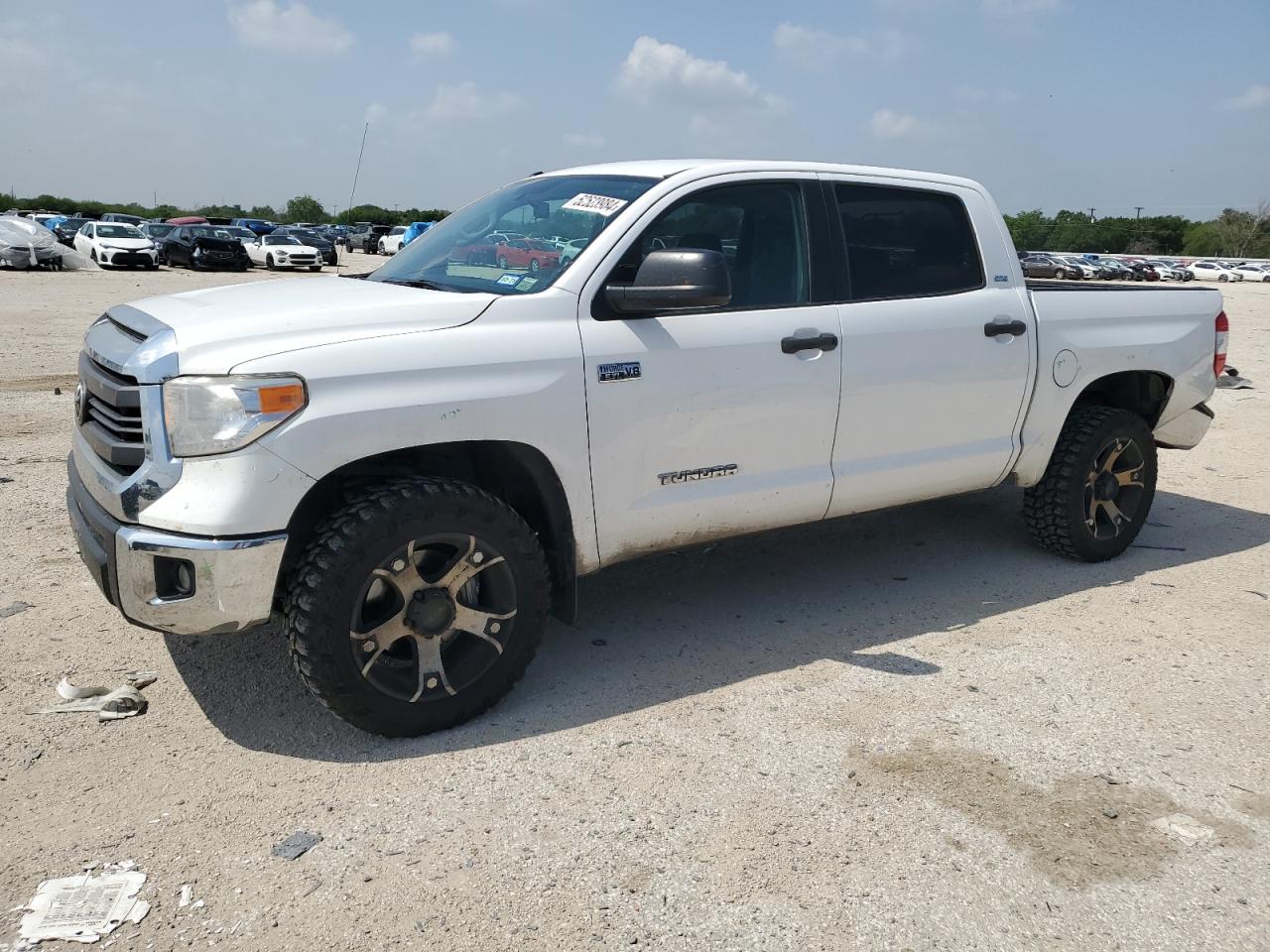 2015 TOYOTA TUNDRA CREWMAX SR5