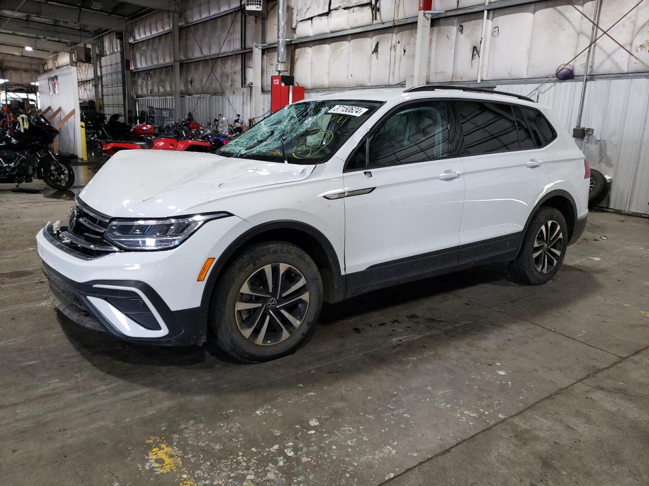 2022 VOLKSWAGEN TIGUAN S