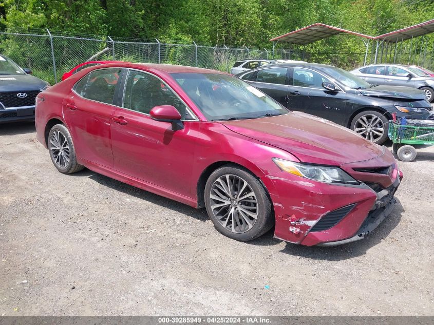 2018 TOYOTA CAMRY SE