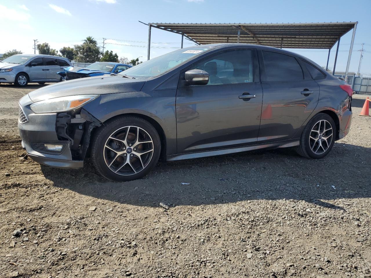 2015 FORD FOCUS SE