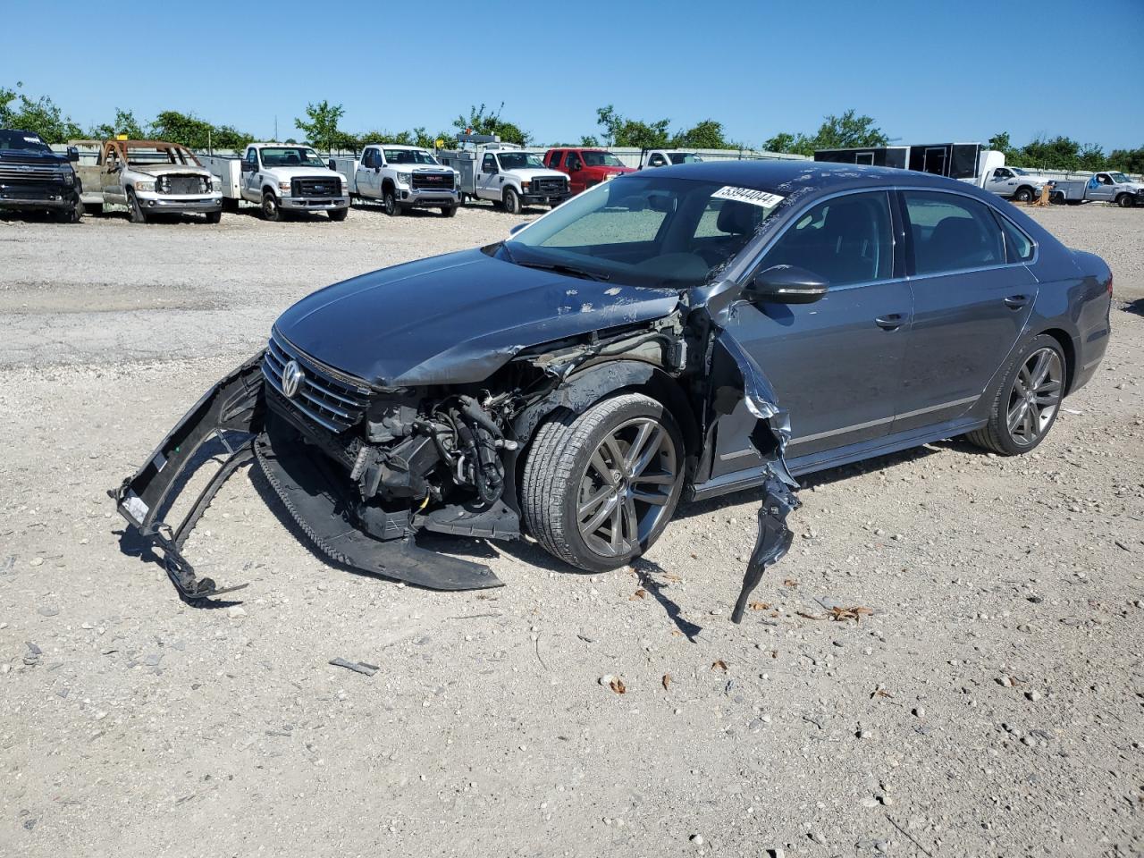 2017 VOLKSWAGEN PASSAT R-LINE