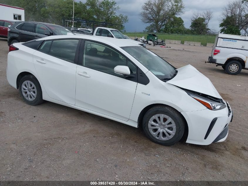 2021 TOYOTA PRIUS LE