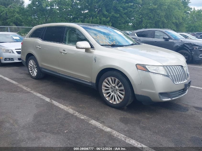 2011 LINCOLN MKT