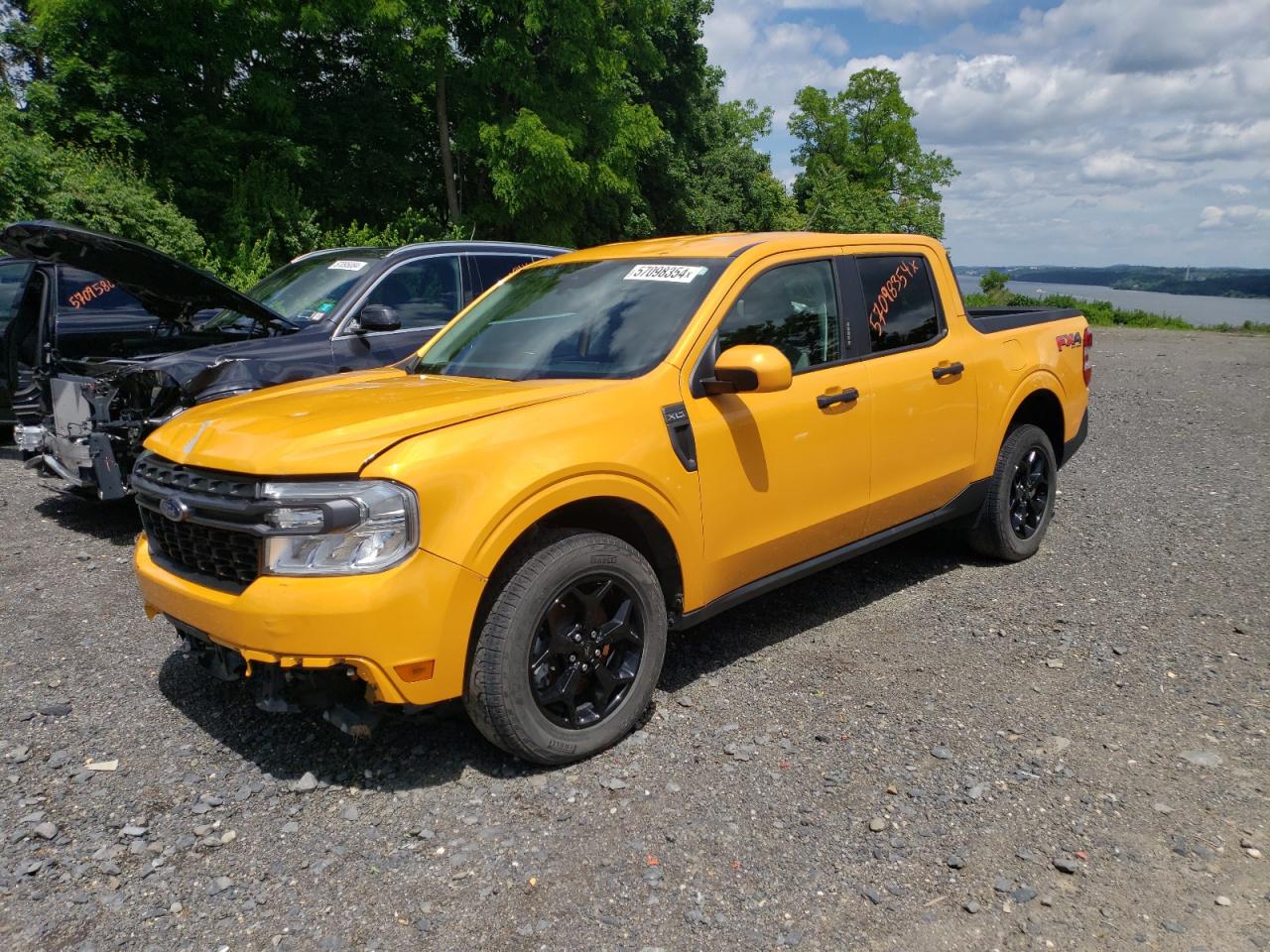 2022 FORD MAVERICK XL