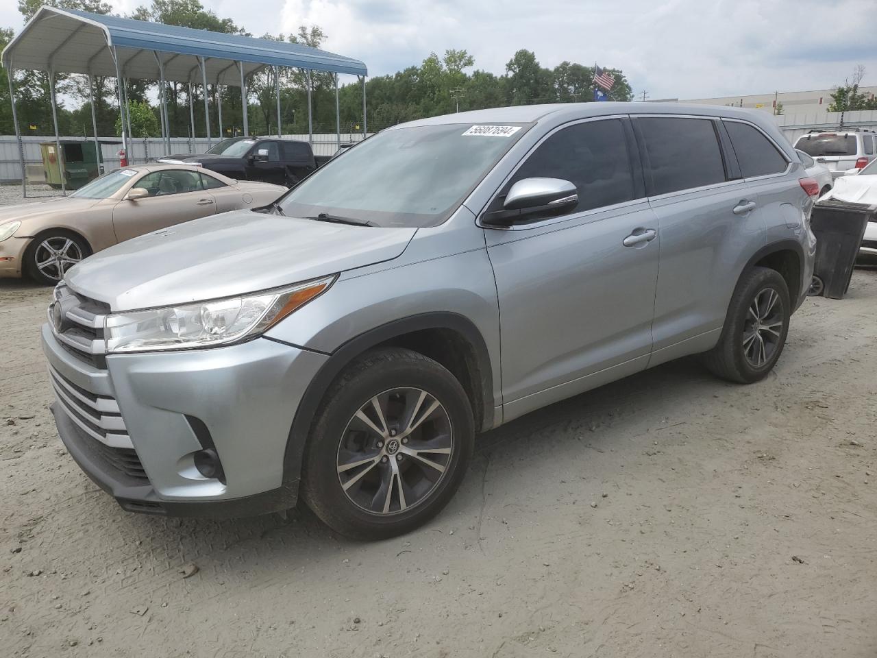 2017 TOYOTA HIGHLANDER LE