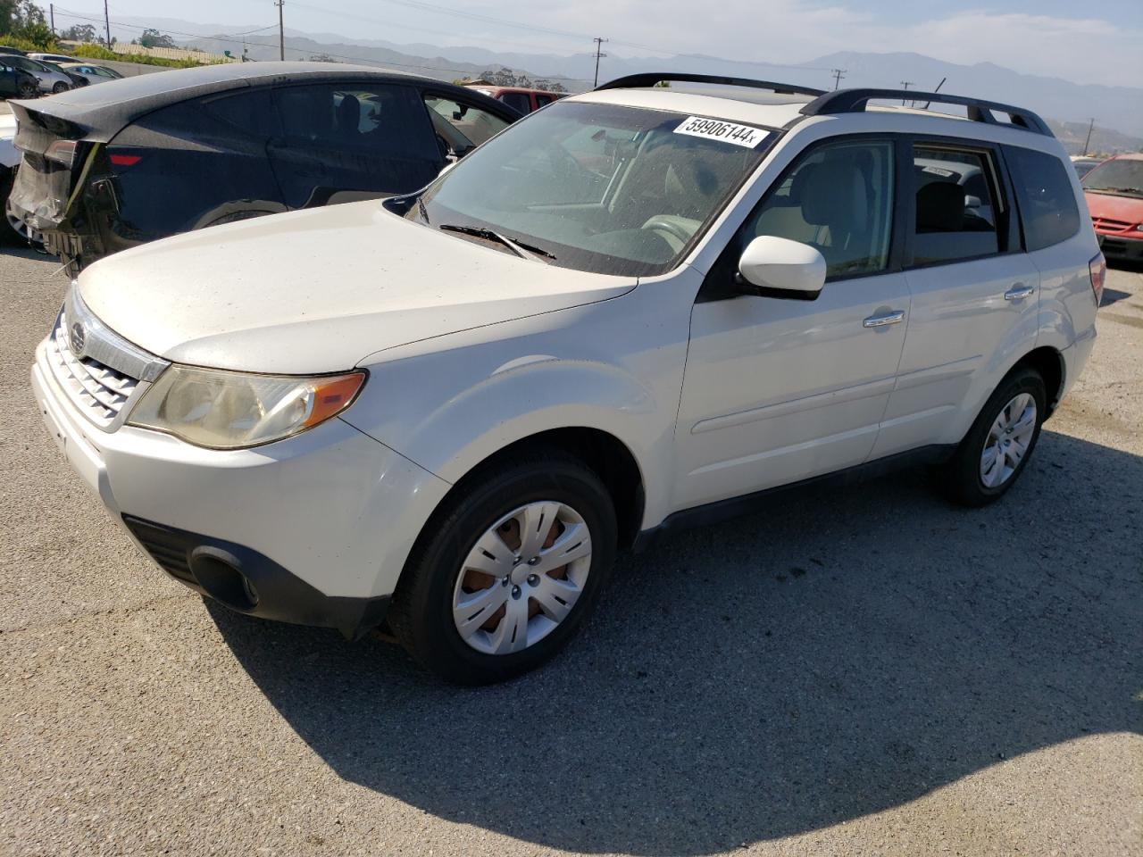 2011 SUBARU FORESTER LIMITED