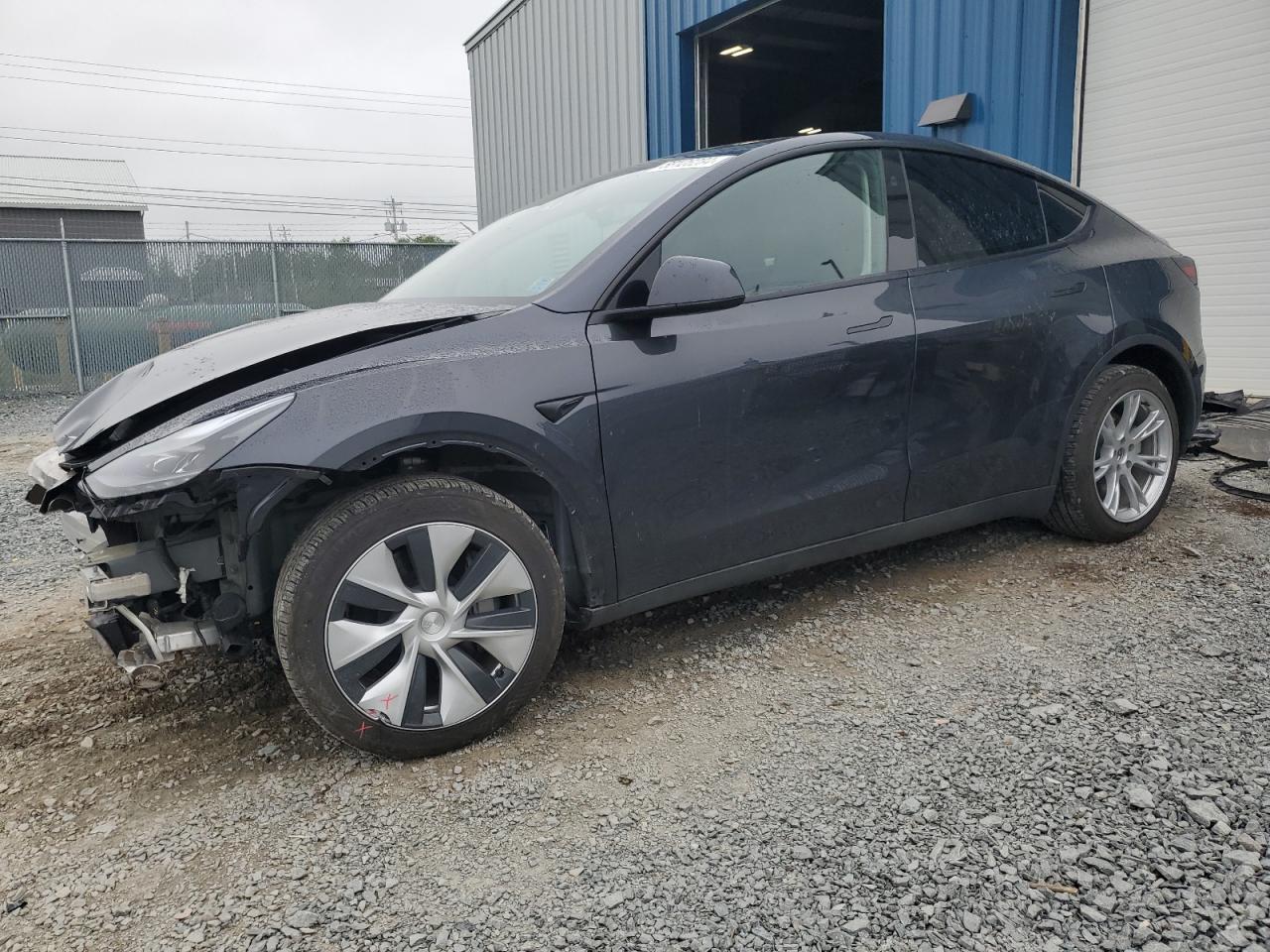 2024 TESLA MODEL Y