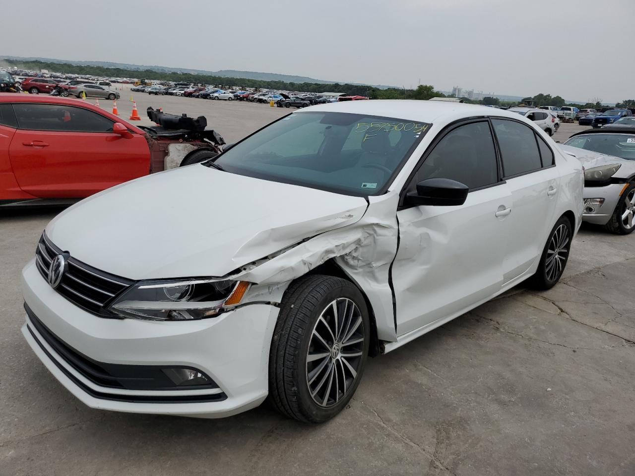 2016 VOLKSWAGEN JETTA SPORT