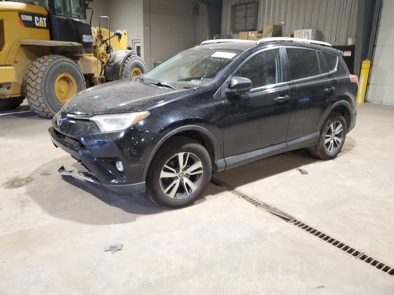 2016 TOYOTA RAV4 XLE