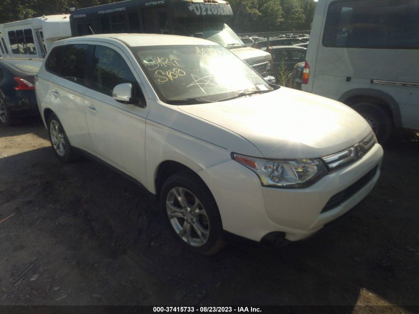 2014 MITSUBISHI OUTLANDER SE