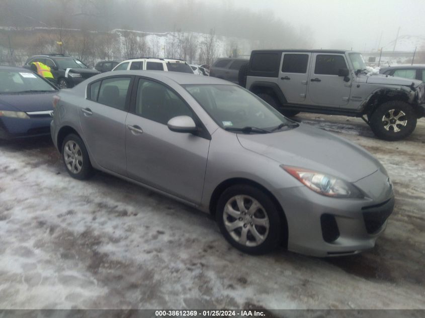 2013 MAZDA MAZDA3 I SPORT