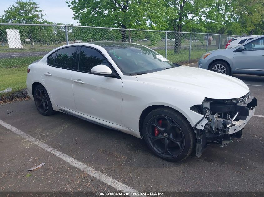 2017 ALFA ROMEO GIULIA TI AWD