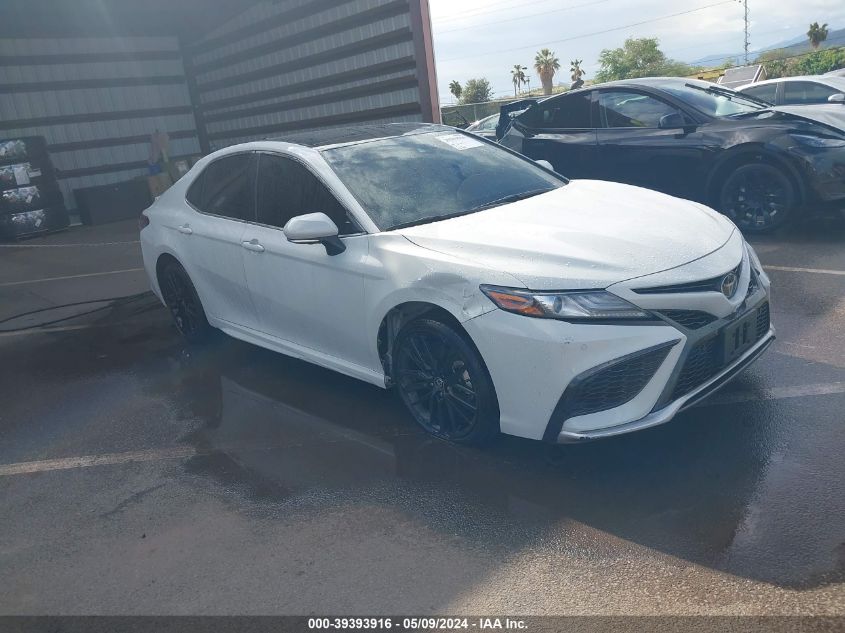 2022 TOYOTA CAMRY XSE