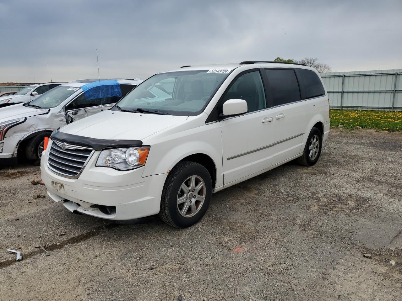 2010 CHRYSLER TOWN & COUNTRY TOURING