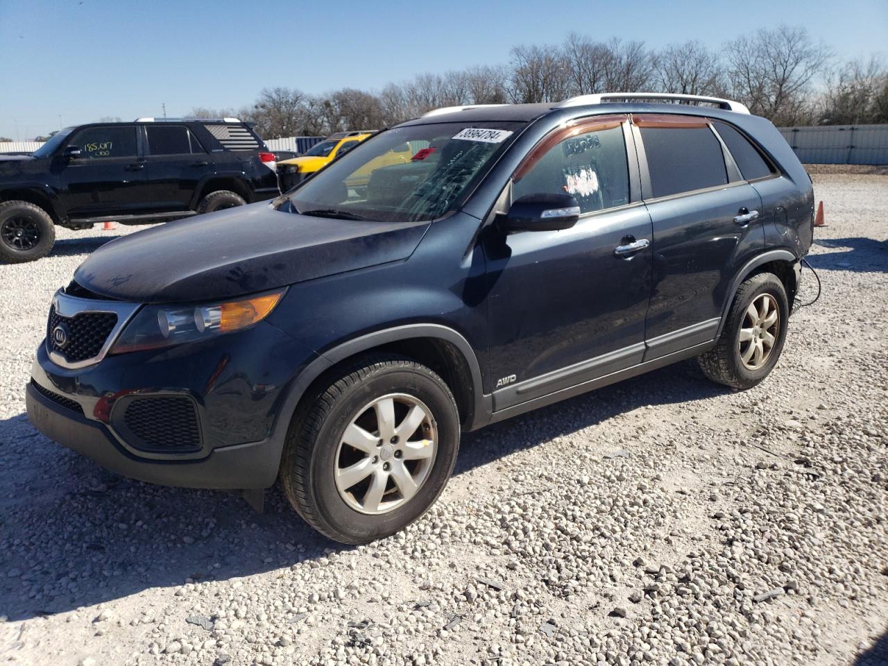 2013 KIA SORENTO LX