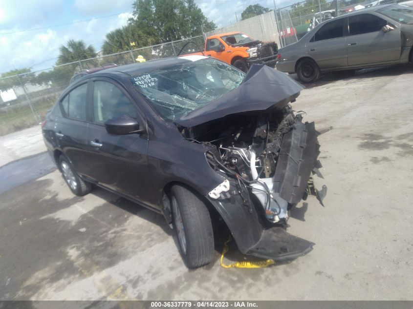 2015 NISSAN VERSA 1.6 SV