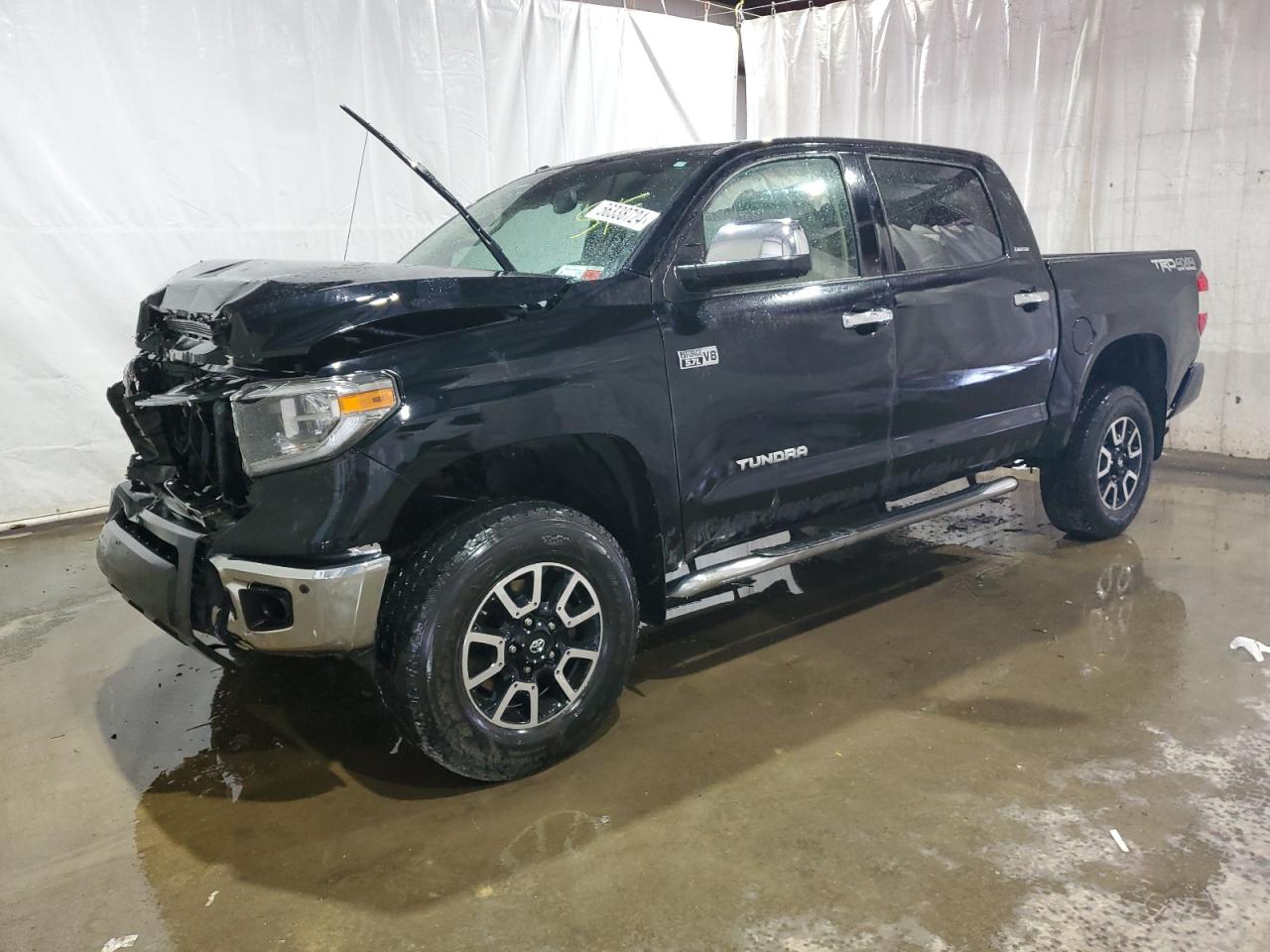 2018 TOYOTA TUNDRA CREWMAX LIMITED