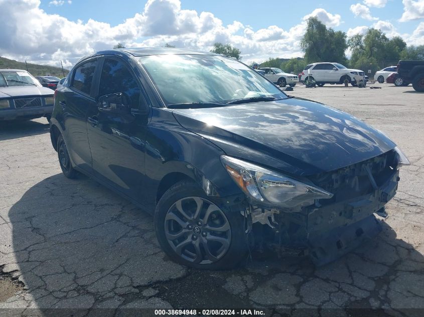 2020 TOYOTA YARIS LE