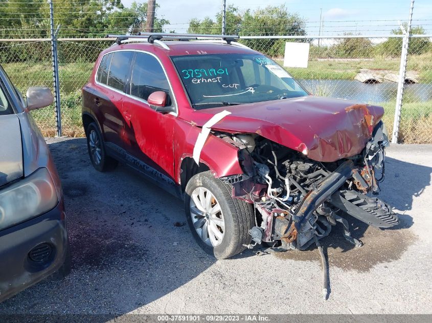 2011 VOLKSWAGEN TIGUAN SE