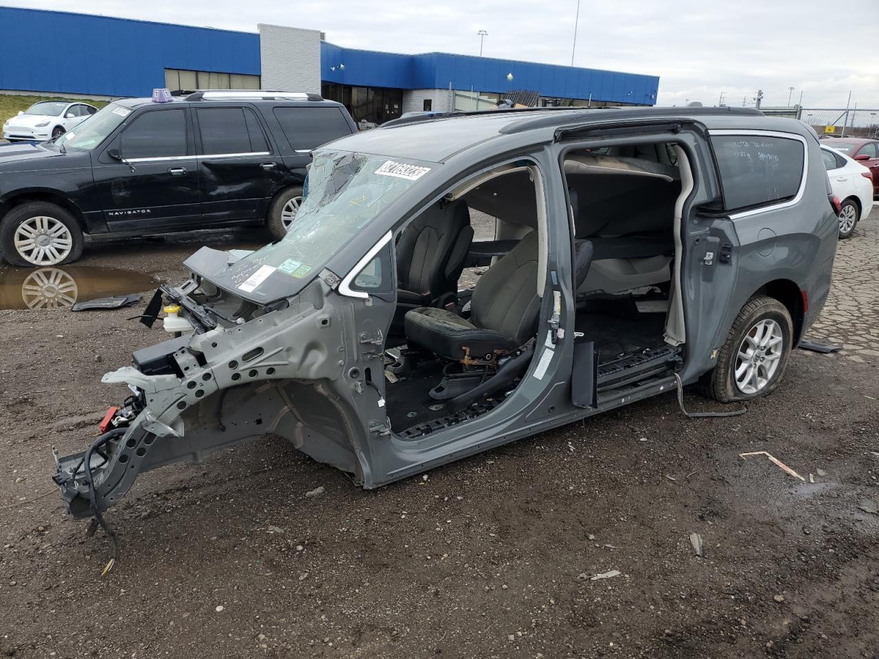 2022 CHRYSLER PACIFICA TOURING L