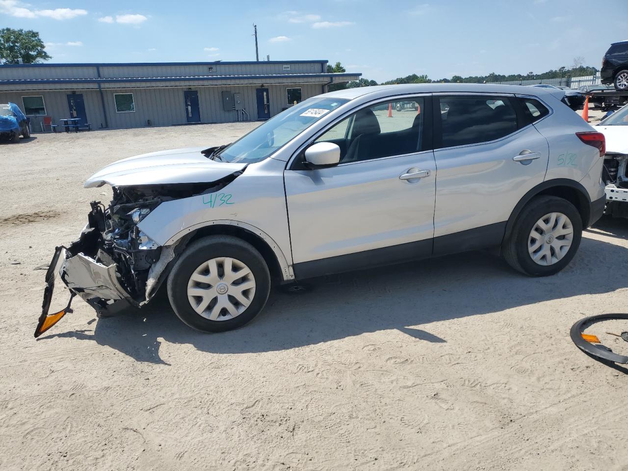 2019 NISSAN ROGUE SPORT S