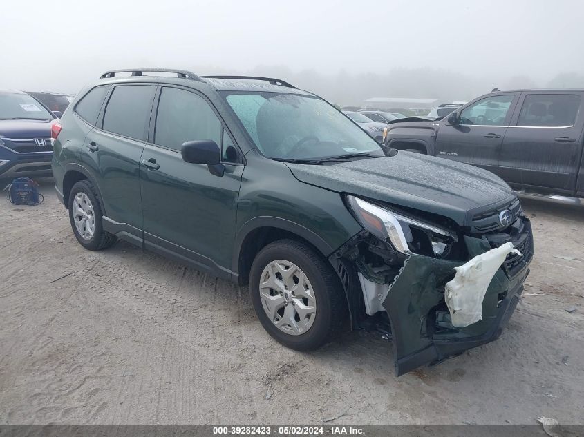 2022 SUBARU FORESTER