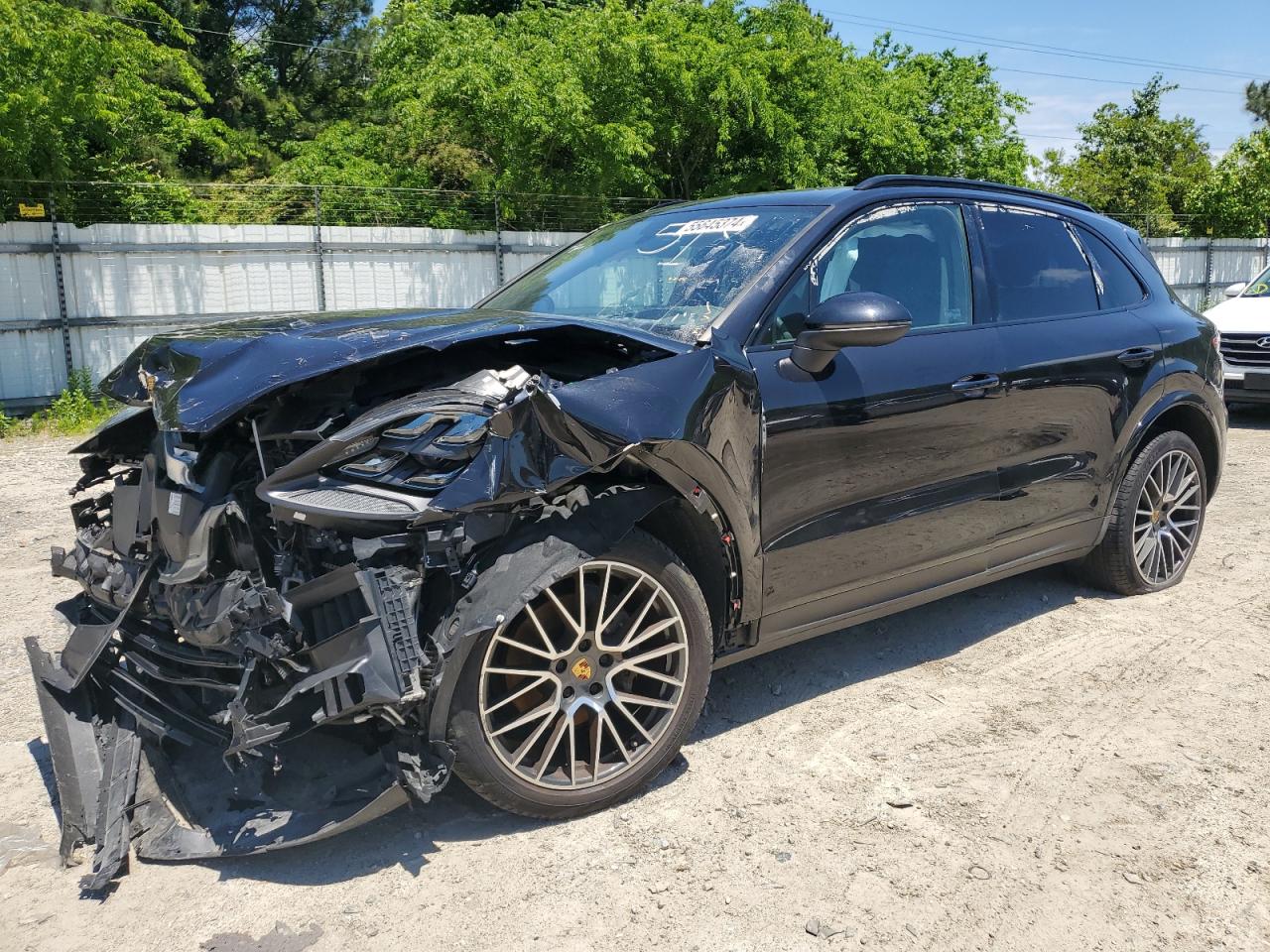 2019 PORSCHE CAYENNE