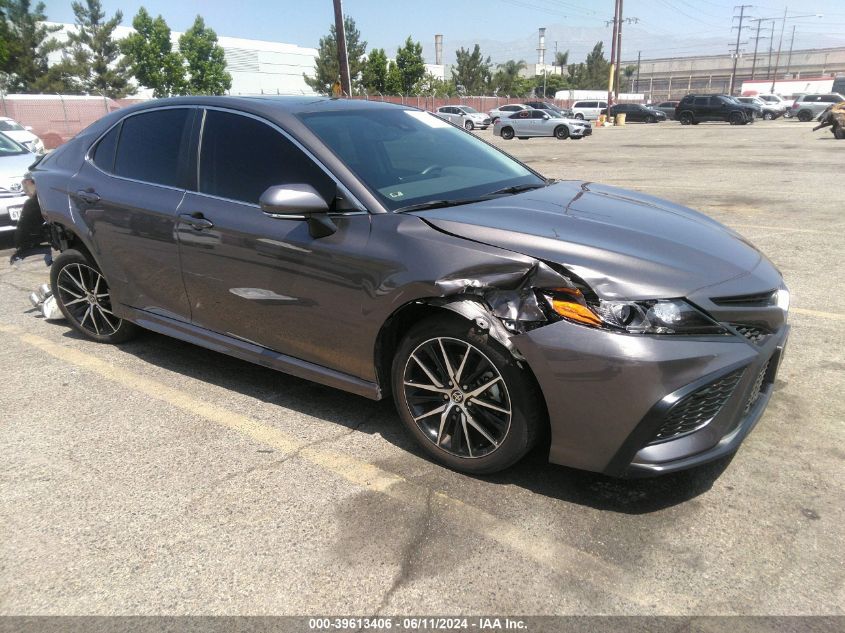 2023 TOYOTA CAMRY SE