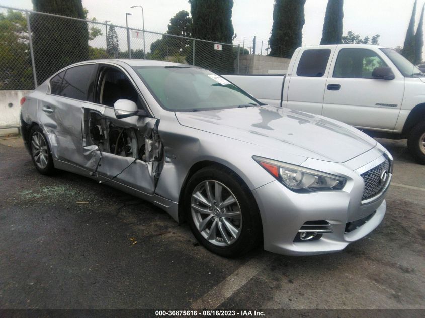 2015 INFINITI Q50