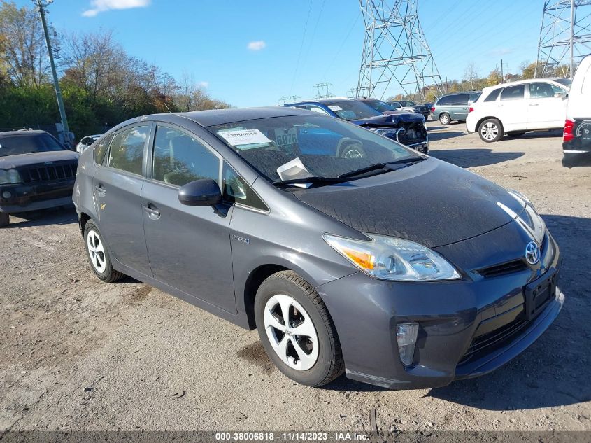 2015 TOYOTA PRIUS FOUR