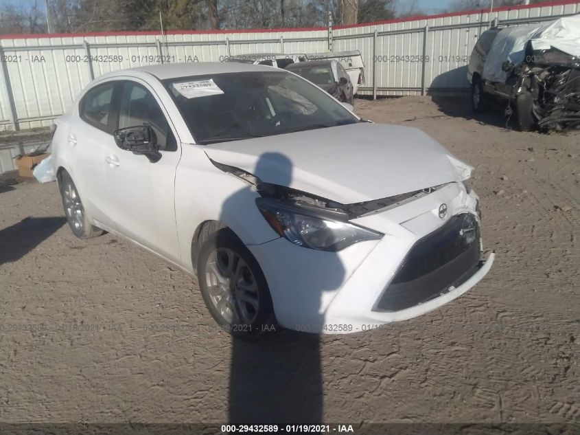 2016 SCION IA