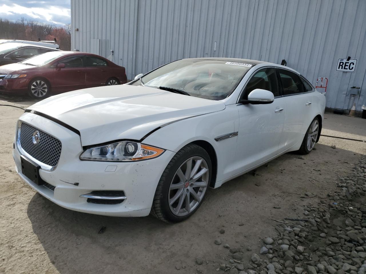 2015 JAGUAR XJL PORTFOLIO