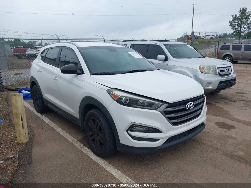 2016 HYUNDAI TUCSON SE