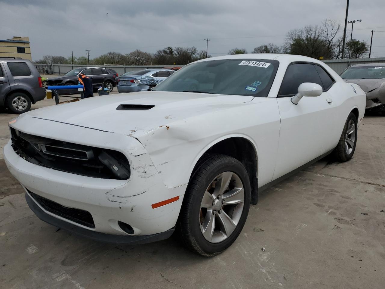 2015 DODGE CHALLENGER SXT