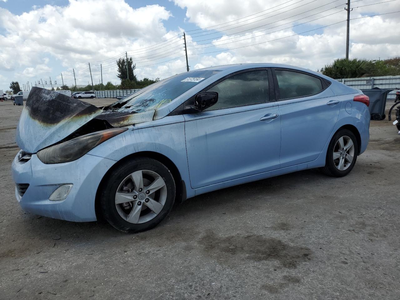 2013 HYUNDAI ELANTRA GLS