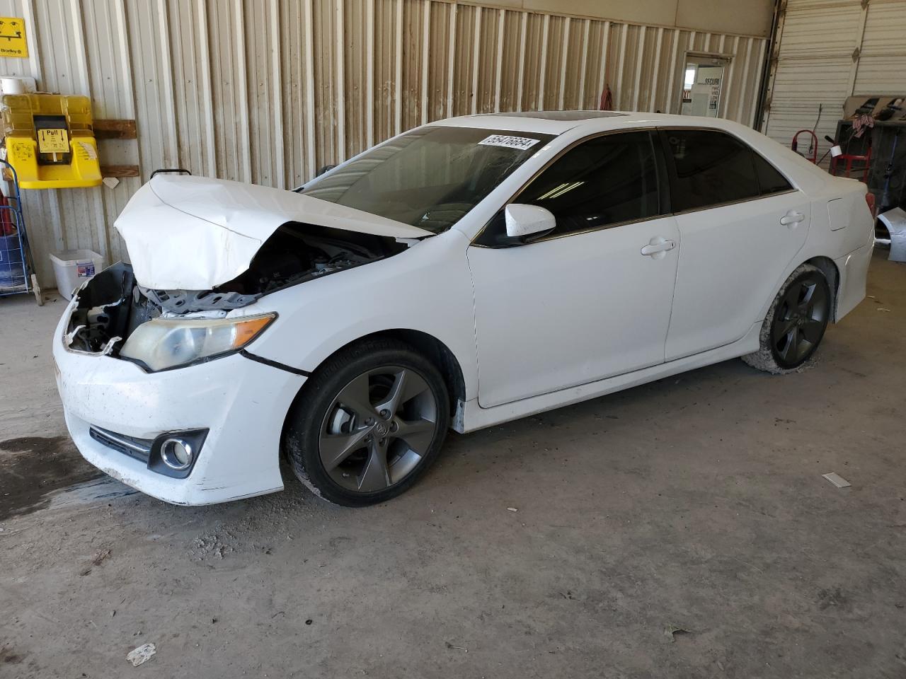 2014 TOYOTA CAMRY L