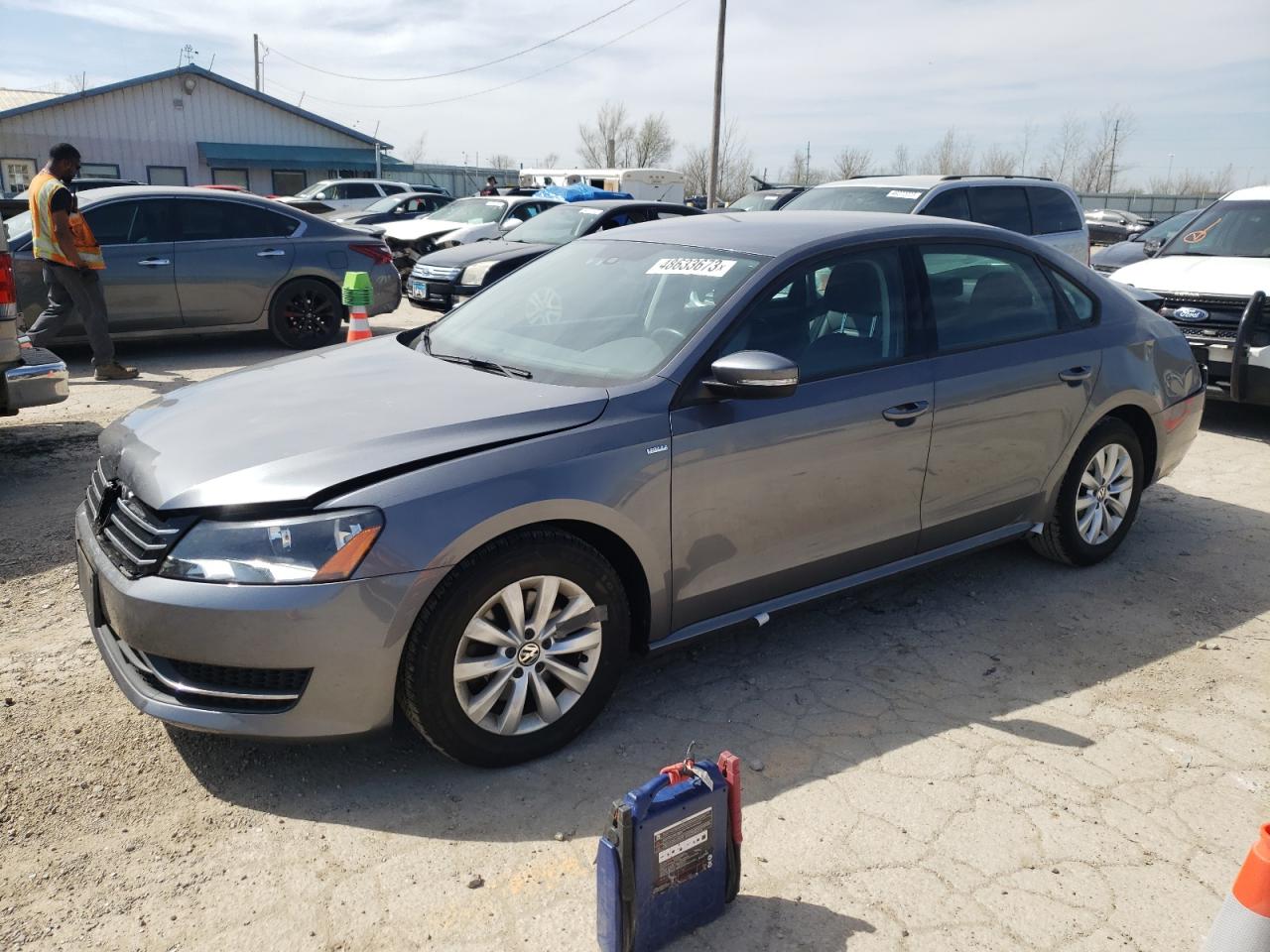 2015 VOLKSWAGEN PASSAT S